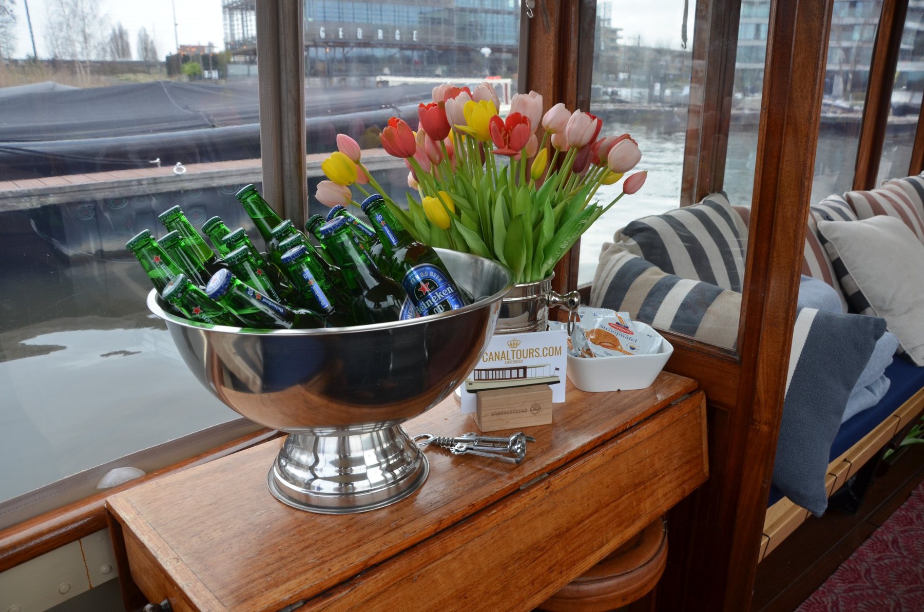 VIP Canal Tours Amsterdam
