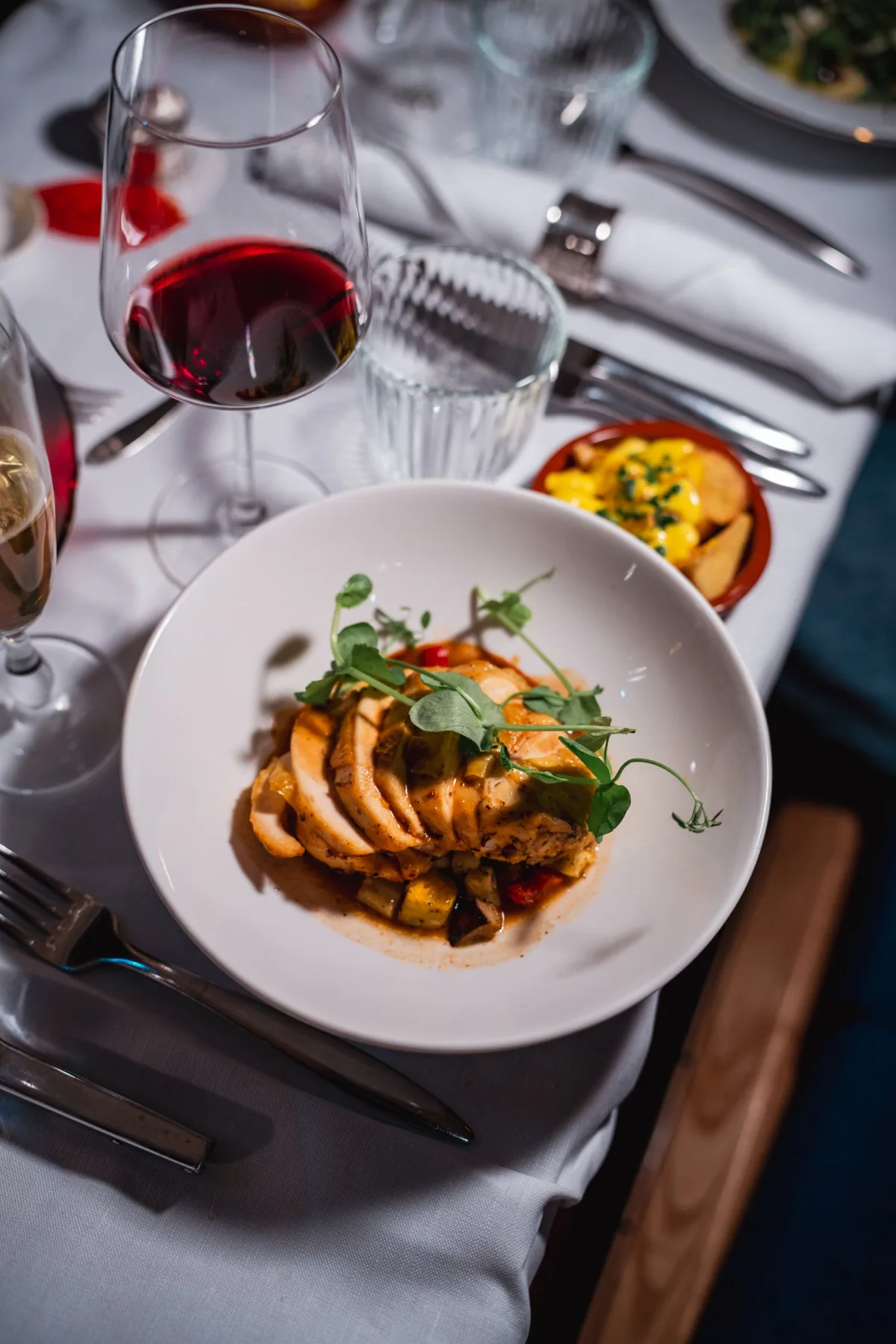 Champagne and dinner aboard salon boat Energie Amsterdam