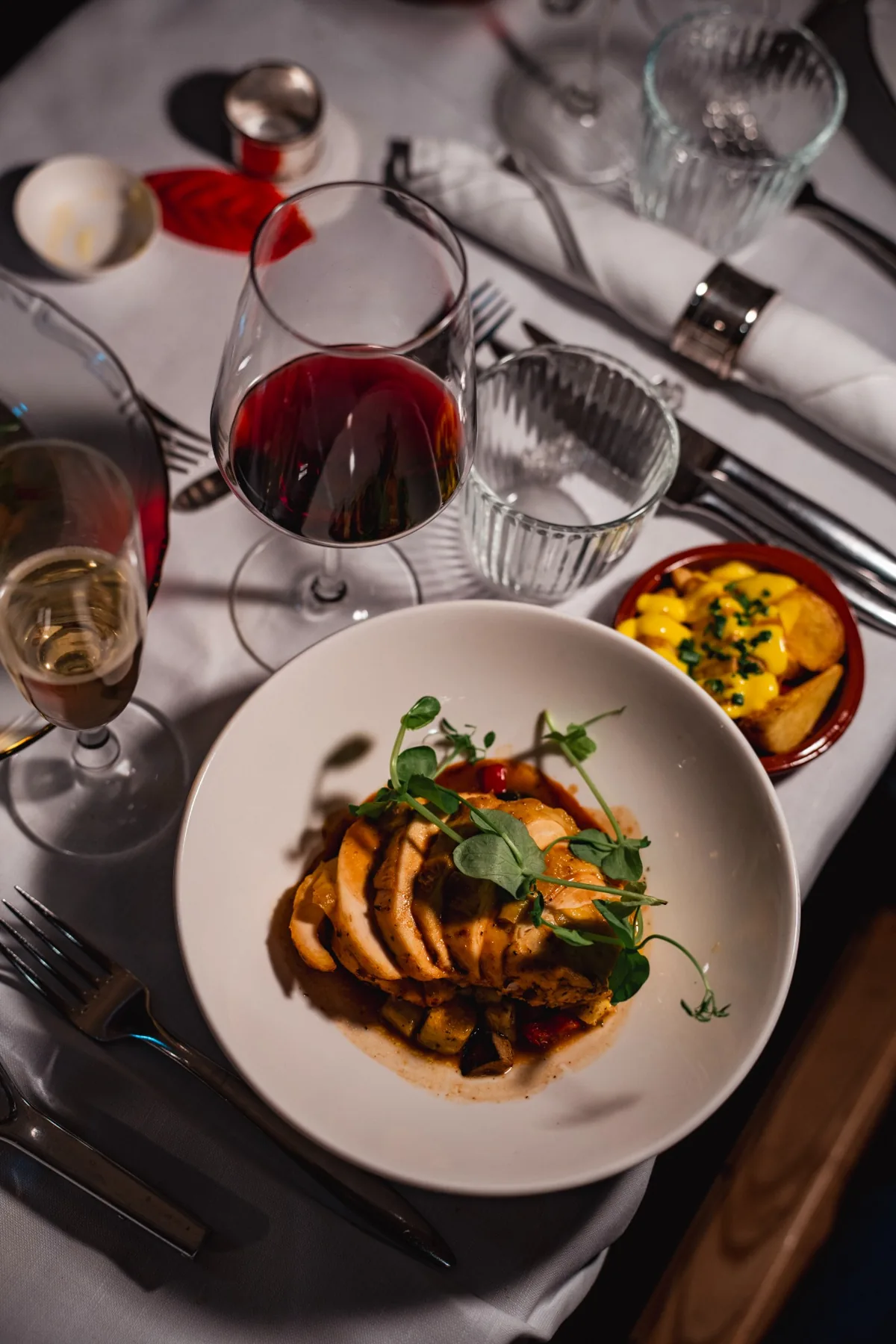 Champagne and dinner aboard salon boat Energie Amsterdam